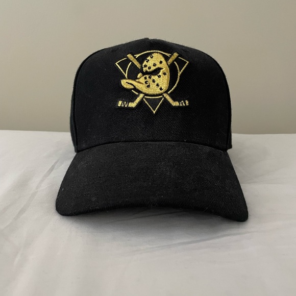 ‘47 Brand Anaheim Mighty Ducks Snapback Hat - Black & Gold - Picture 1 of 2